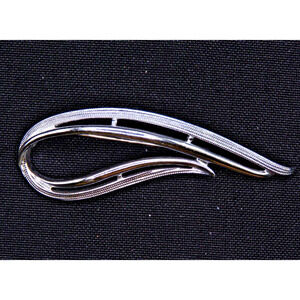 Vintage Brooch Pin Silver Tone Swirl Sarah Coventry